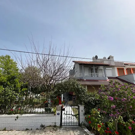 19 Apart * Cesme